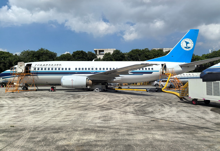 工程业绩|广州民航职业技术学院波音B737（Classic）飞机采购项目顺利验收